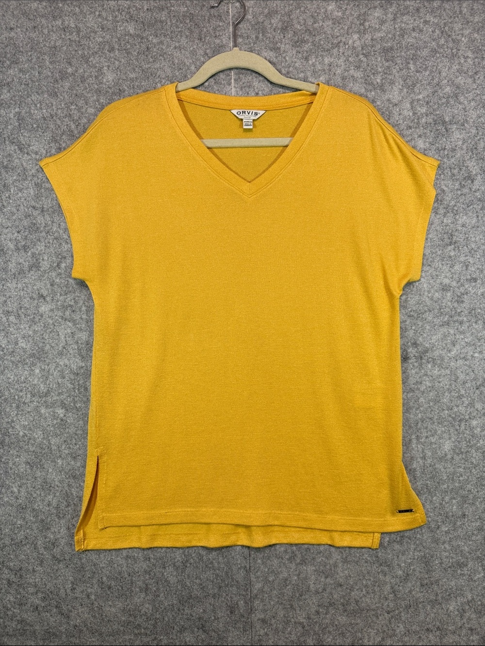 Orvis V-Neck Short Sleeve Tee - Womens XS - Mustard Yellow Casual Basic